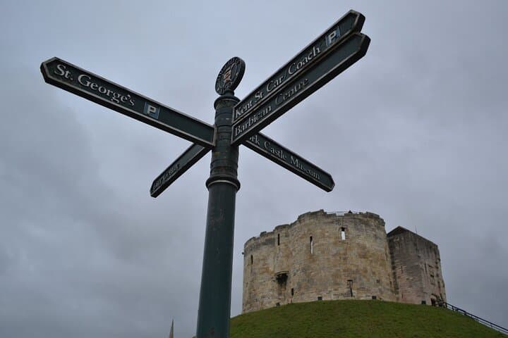 York Snickets and Stories: Interactive City Game and Discovery Walk photo 6