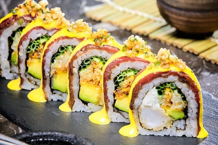 Bogotá Rooftop Golf and Sekushi Sky Sushi Experience photo 6