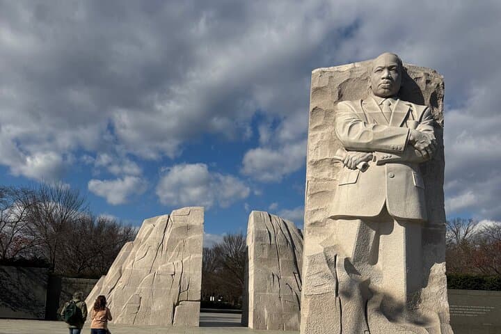 Grand Tour of Washington DC & Explore Egypt: Symbols, Monuments and Smithsonian Treasures