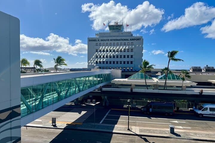 Private North Shore Turtle Bay Airport Transfer — Mercedes Sprinter for Groups photo 5
