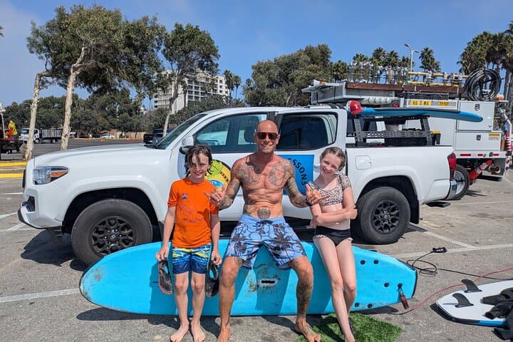 Santa Monica Private Surf Lesson: Learn to Ride California Waves photo 5
