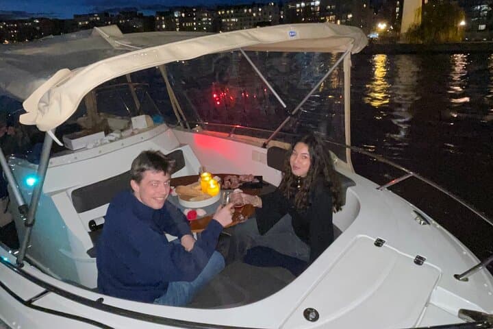 Private Seine River Cruise from Musée d'Orsay — 90-Minute Paris Highlights photo 6