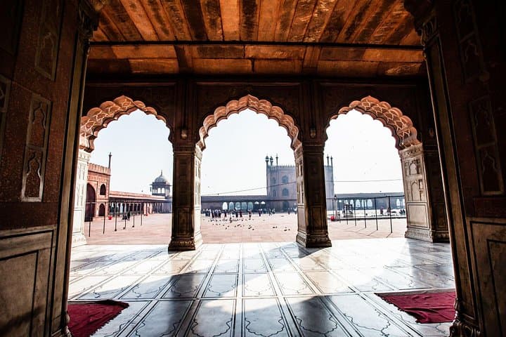 Taj Mahal Day Tour from Bengaluru — Same‑Day Flight, Yamuna Expressway & Agra Fort photo 5