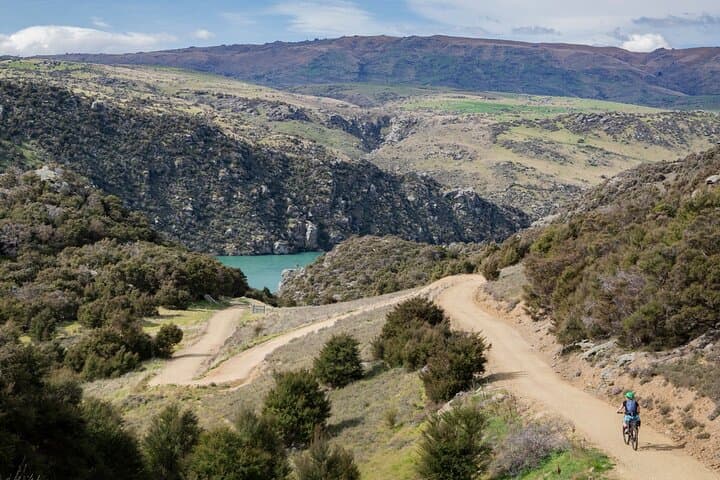Roxburgh Gorge eBike & Clutha River Jet Boat Adventure from Cromwell