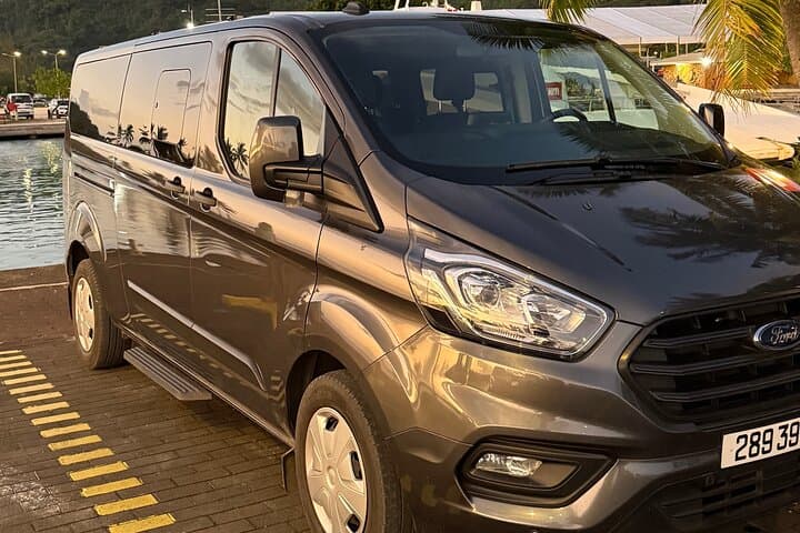VIP Bora Bora Private Transfer & Welcome Experience — Vaitape Airport Pickup photo 3