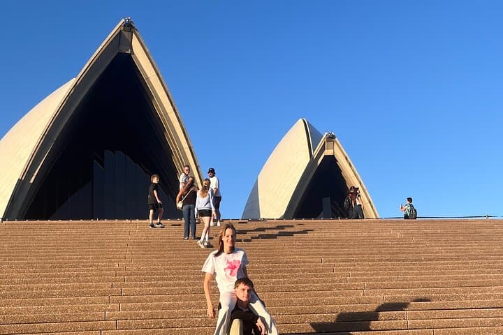 Sydney Highlights Walking Tour: Opera House, Harbour Bridge & Royal Botanic Garden photo 4