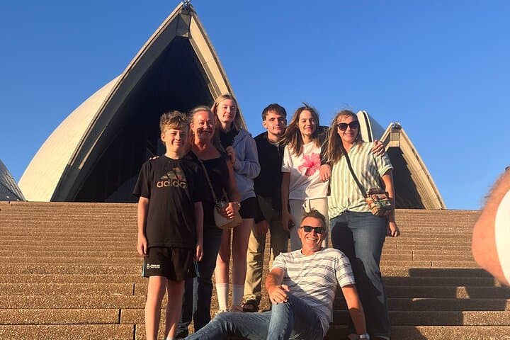 Sydney Highlights Walking Tour: Opera House, Harbour Bridge & Royal Botanic Garden photo 5