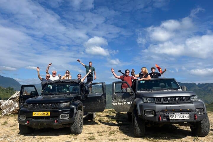 Open-Air Jeep Ha Giang Loop: 4-Day Ma Pi Leng & Dong Van Adventure