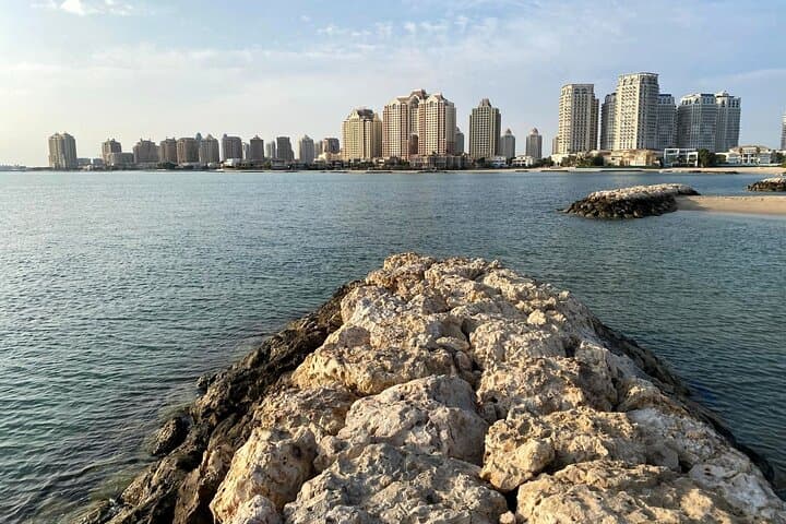 Sunset Kayak Escape to a Hidden Beach — Private Guided Tour in Doha