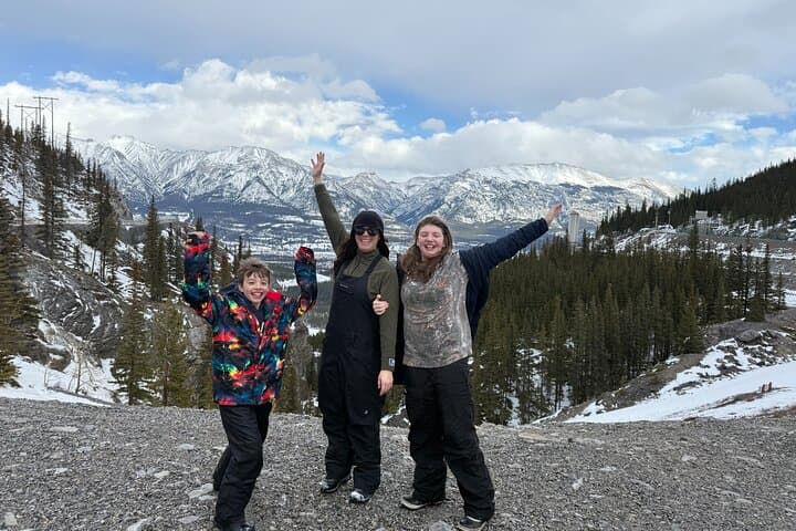Canmore 2-Hour Guided Snowshoeing in Kananaskis — Winter Tour with Transport photo 2