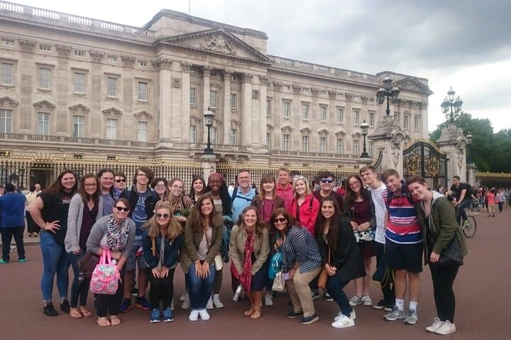 Private Full-Day London Tour: Chauffeured Sightseeing with Expert Guide