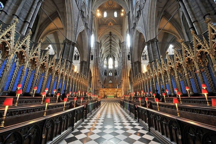 Westminster Abbey Entry & Big Ben Guided Walk — Thames Views and Royal History