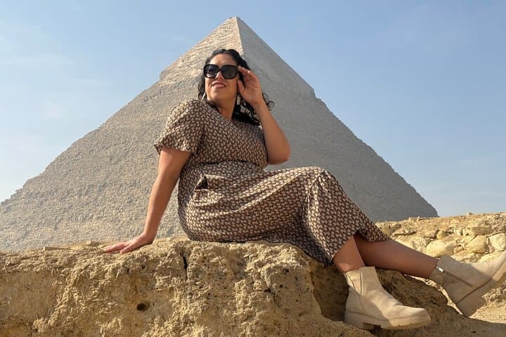 Giza Pyramids & Sphinx Mobile Photoshoot Tour with Expert Guide photo 2