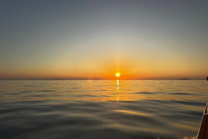 Krabi Phi Phi 4-Island Sunset Catamaran Tour photo 3