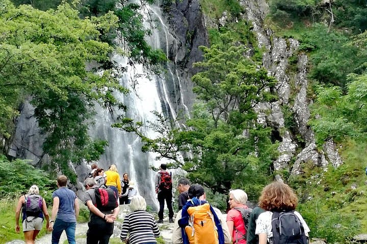 Footpaths & Falls: Hiking Snowdonia's Mountains, Lakes and Waterfalls