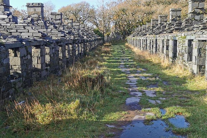 Footpaths & Falls: Hiking Snowdonia's Mountains, Lakes and Waterfalls photo 5