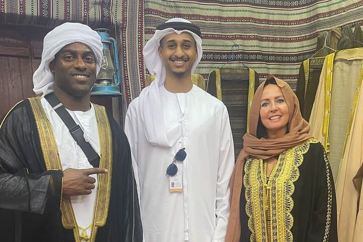Private Souk Tour Abu Dhabi: Insider Market Walk with Emirati Guide photo 3
